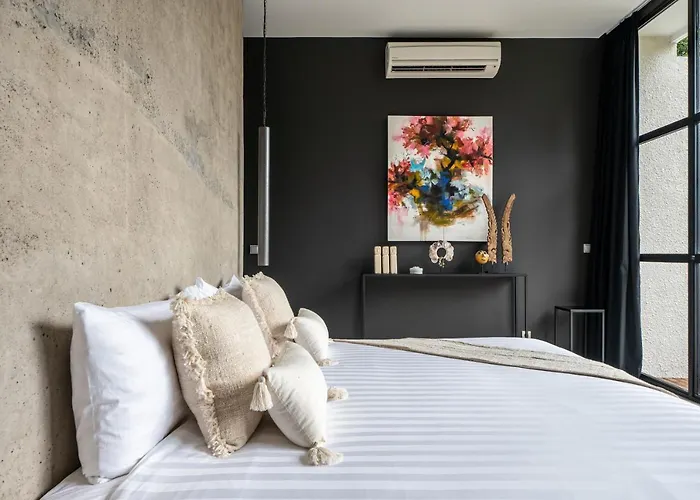 Rouge - Loft Evanoah Villa
